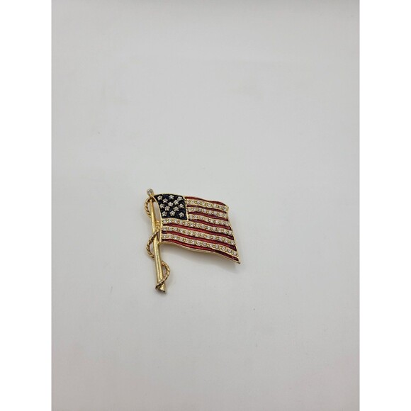 Vintage JBK American Flag Brooch - Picture 1 of 11